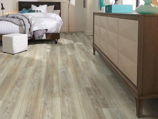 Cut Pine Shaw Floorte PRO Paragon 7 Vinyl Plank