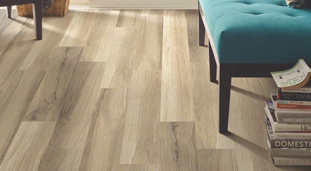 Almond Oak Shaw Floorte PRO Endura Vinyl Plank