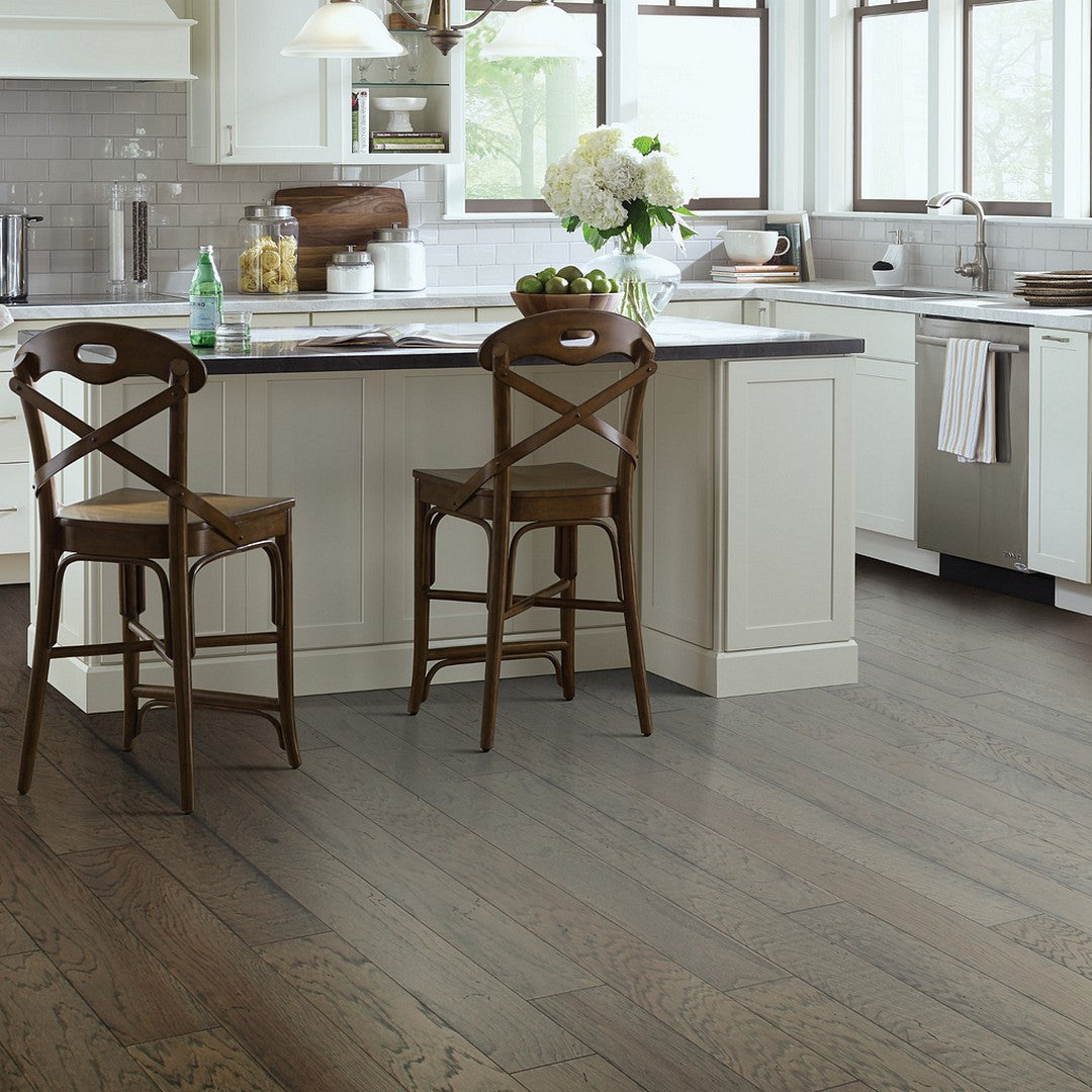 Shaw-Belle-Grove-5-Hickory-Hardwood-Plank-Shadow