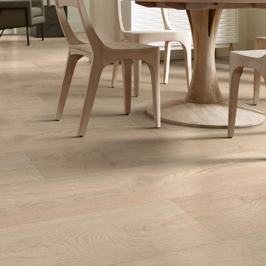 Essential White Shaw Floorte Titan HD Plus Platinum Vinyl Plank