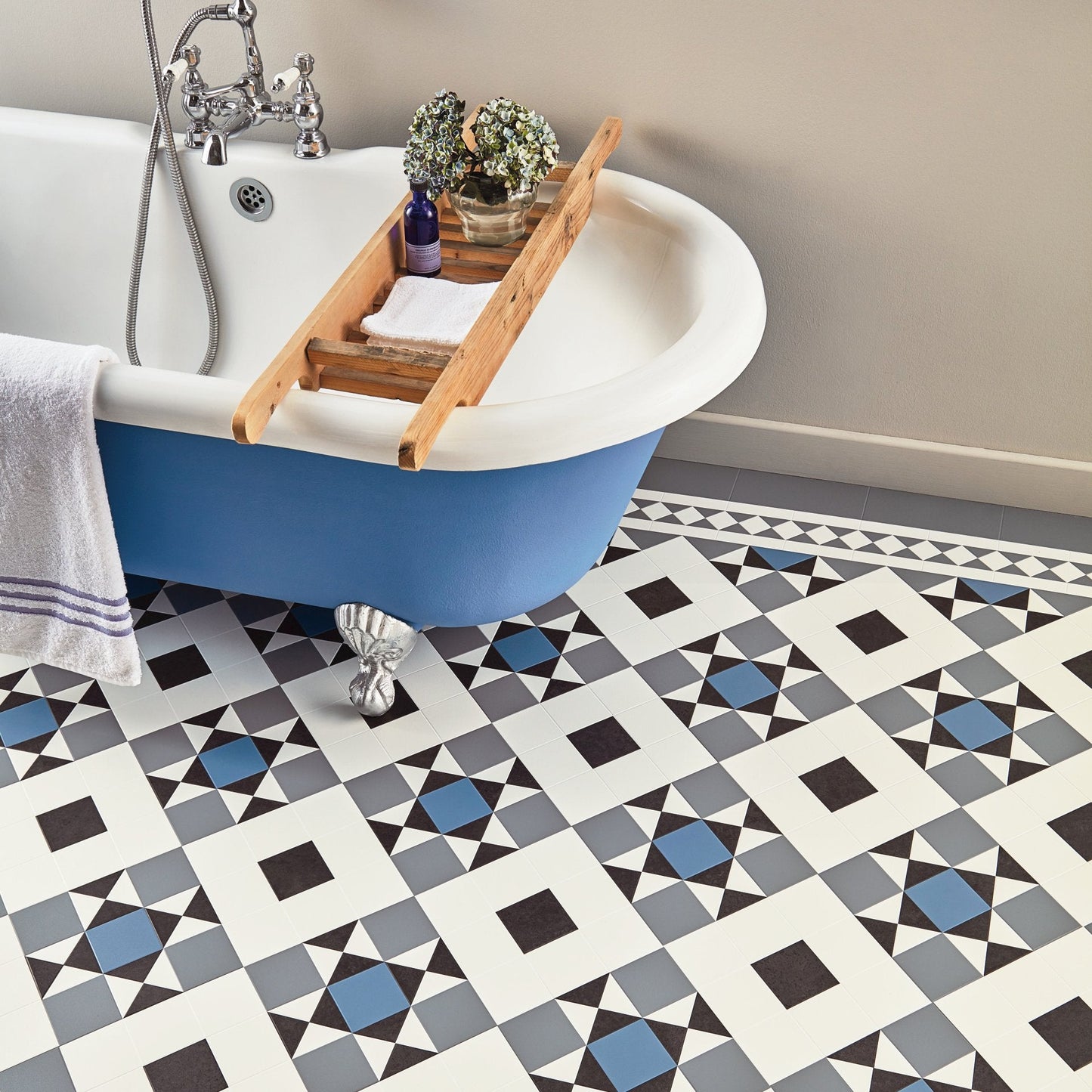 Karndean Opus 9" x 9" Vinyl Tile